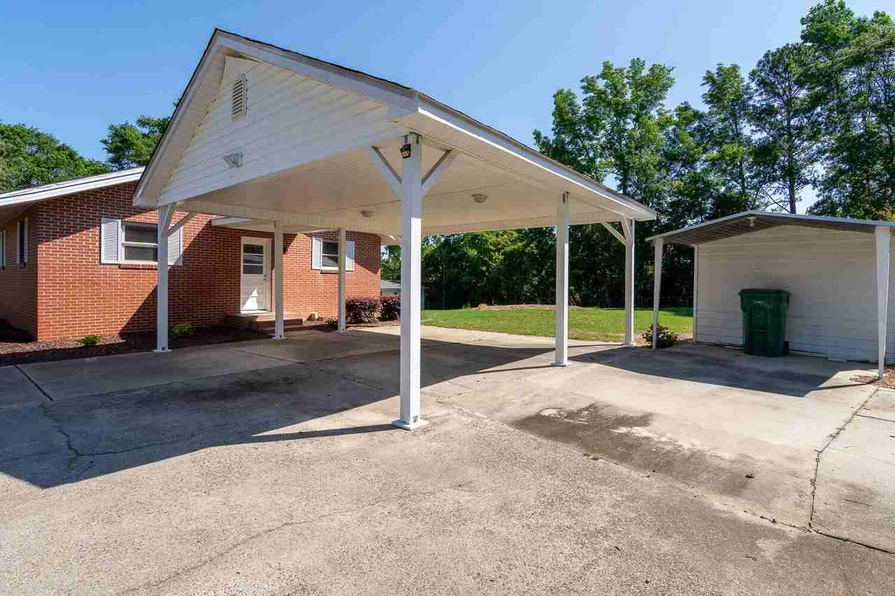 406 Williams St - Photo 2 of 26