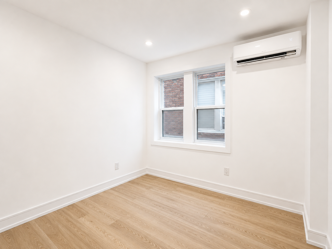 76 Burnaby Boulevard #3 - Photo 5 of 8
