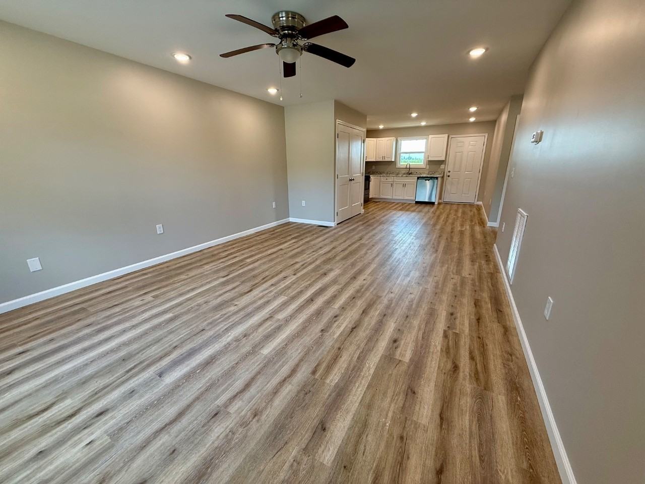 2647 County Road 400 - Photo 3 of 10