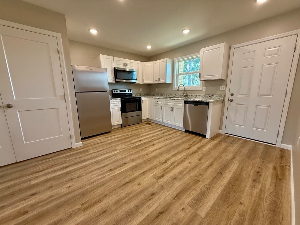 2647 County Road 400 - Photo 4 of 10
