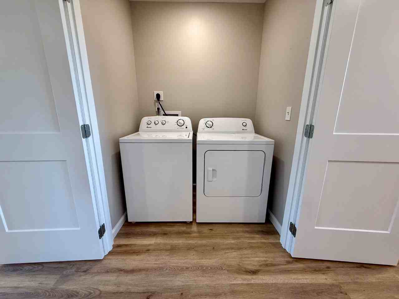 2647 County Road 400 - Photo 6 of 10