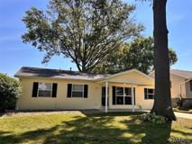 204 Saint Thomas Dr - Photo 1 of 1