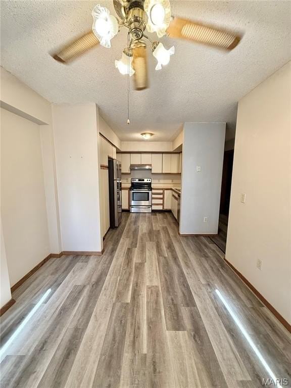 10 Old Orchard Ln - Photo 2 of 26