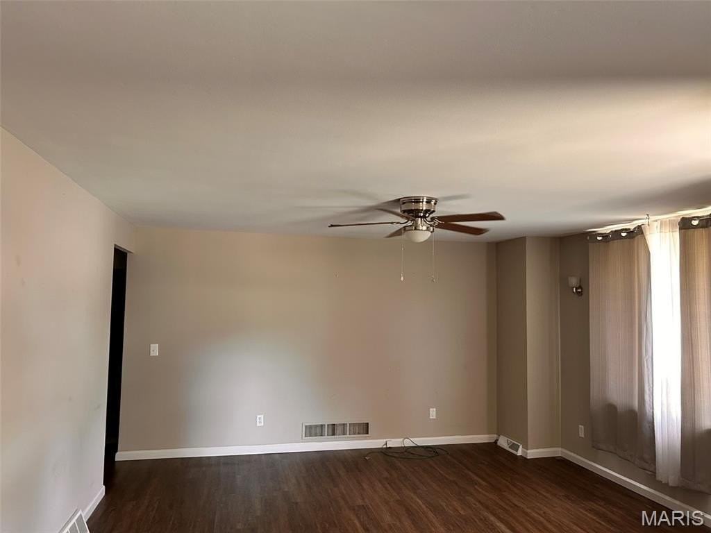 1118 Mcpherson Ave - Photo 4 of 10