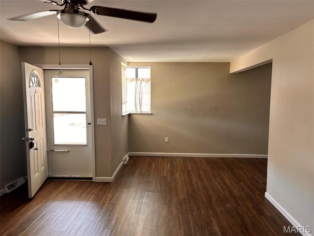 1118 Mcpherson Ave - Photo 5 of 10