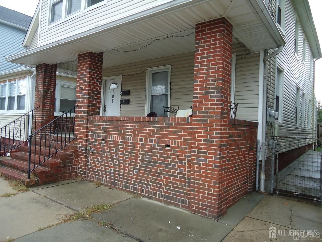 108 David St - Photo 2 of 14