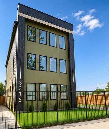 3316 W Adams St - Photo 4 of 8