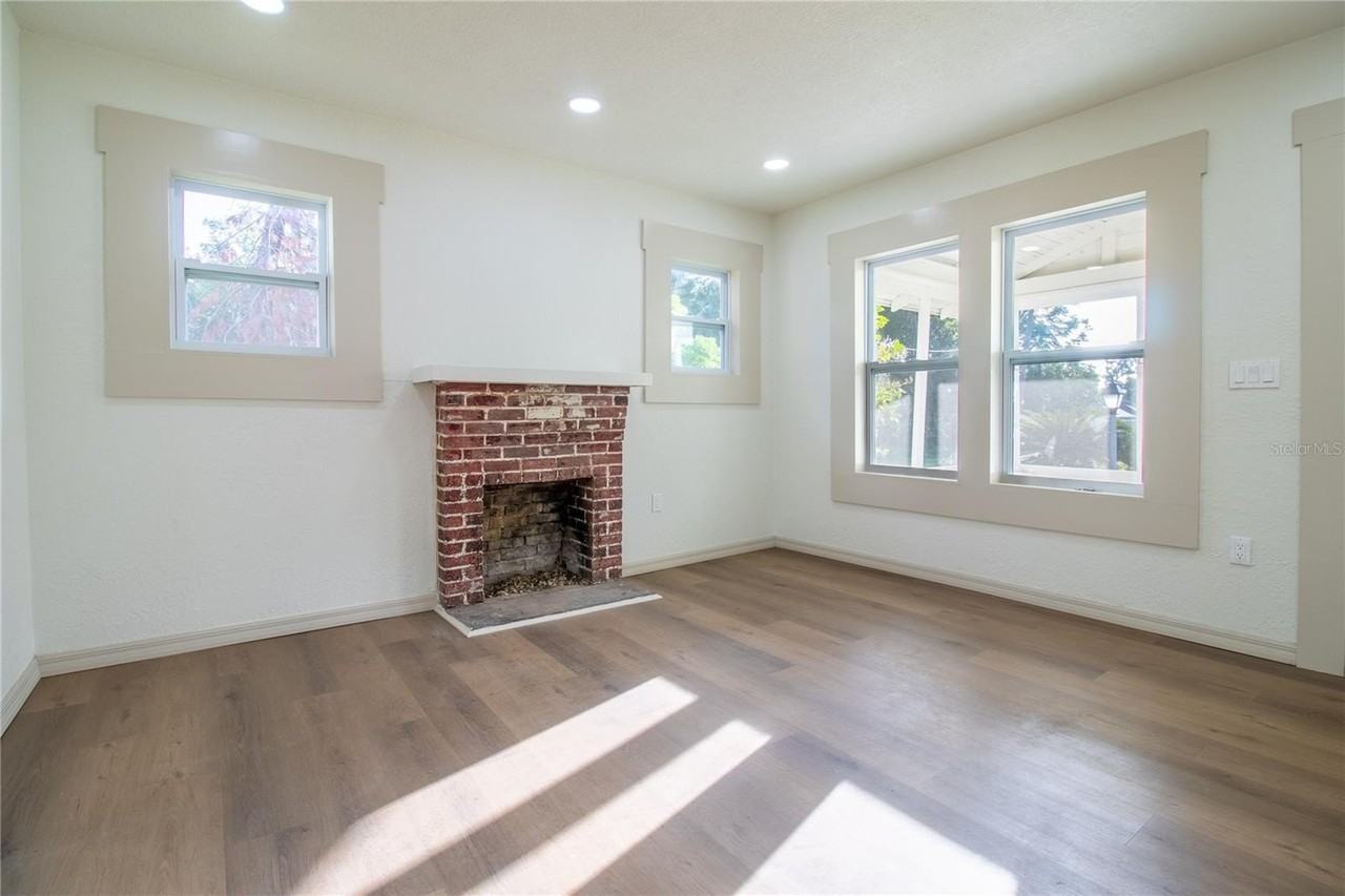 14022 4th St - Photo 6 of 31