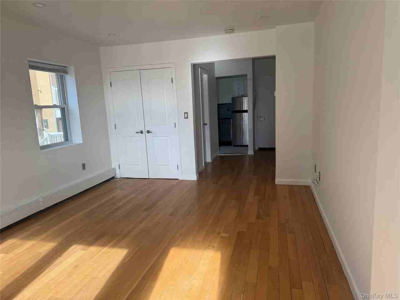 251 W Broadway #210 - Photo 6 of 13