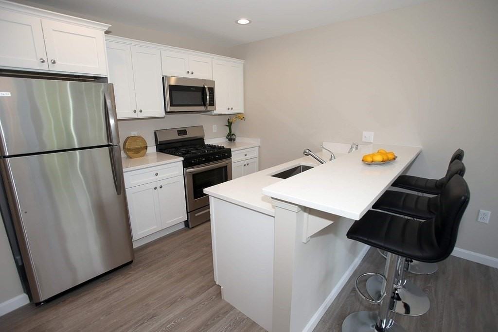 30 Temple St #303 - Photo 3 of 12