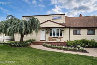 7 Carole Dr - Photo 1 of 1