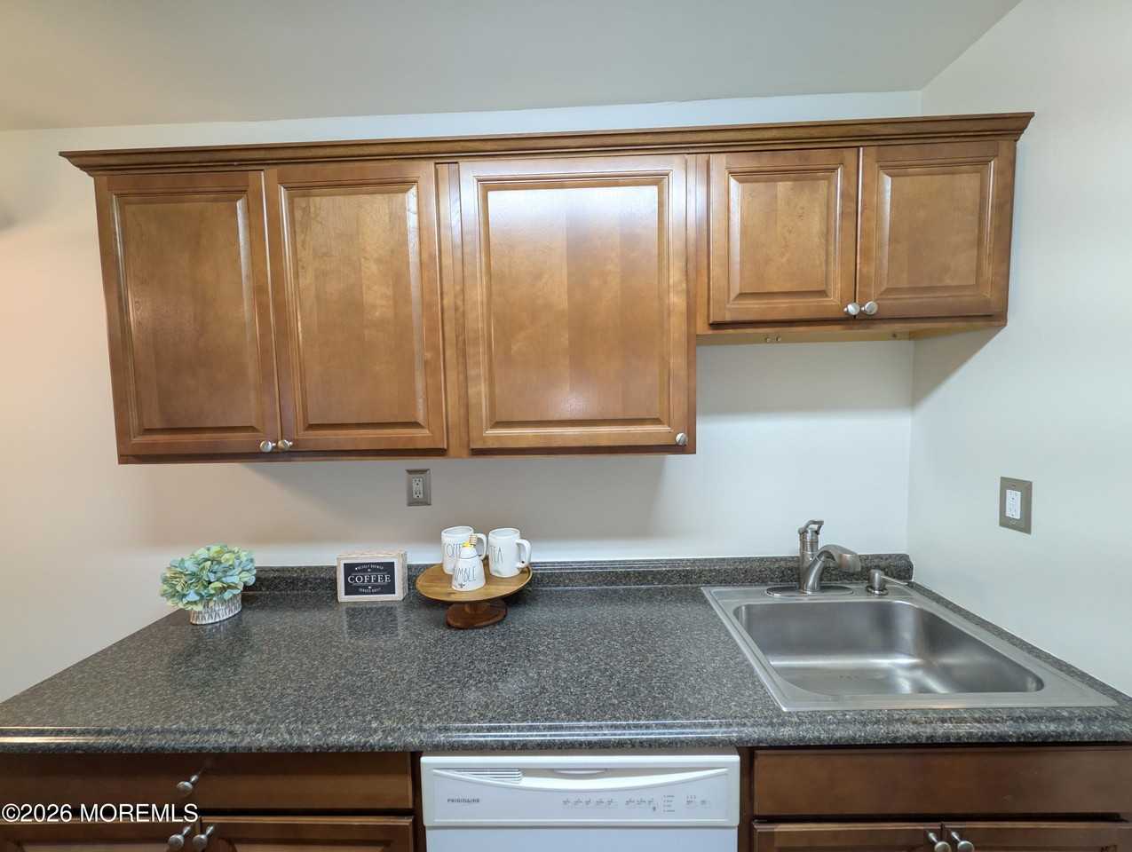 72 Overlook Way #A - Photo 6 of 14