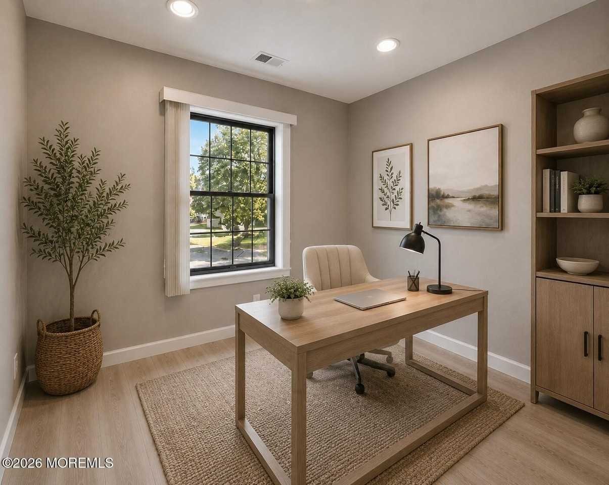 8 Hialeah - Photo 4 of 10