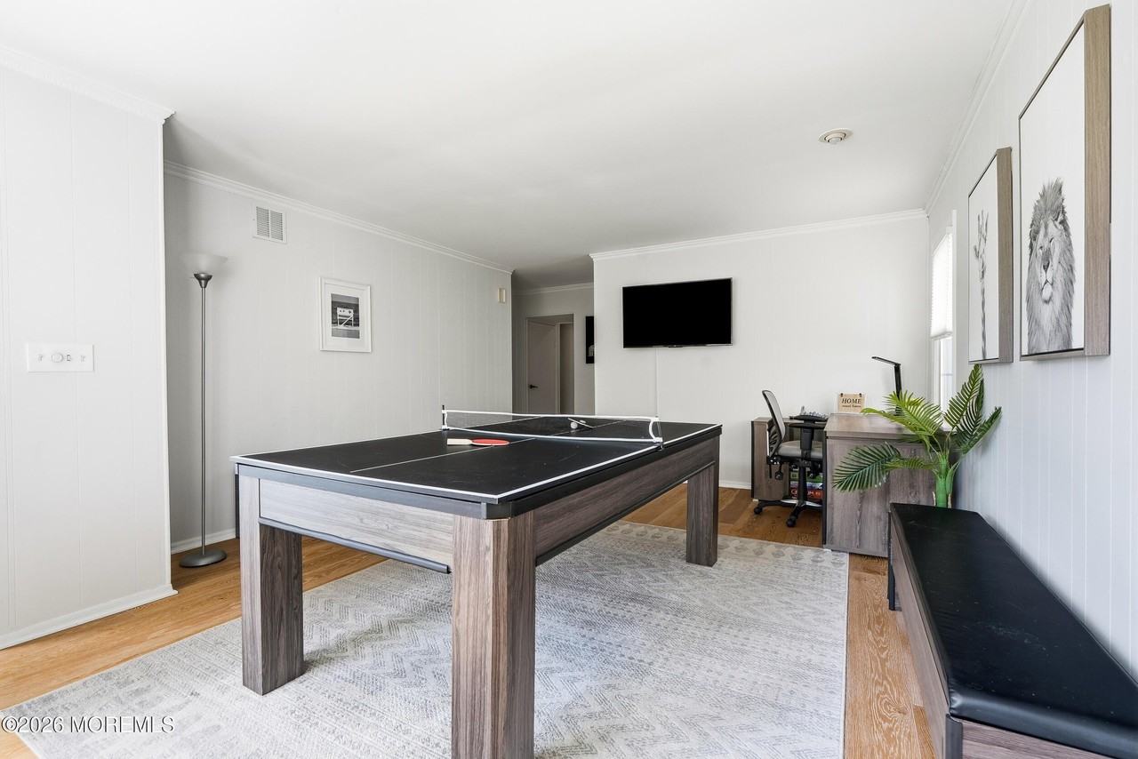 1213 Sunset Ave - Photo 6 of 50