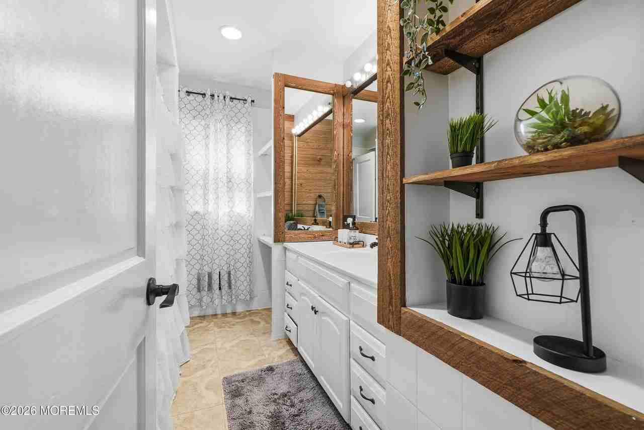 1213 Sunset Ave - Photo 7 of 50