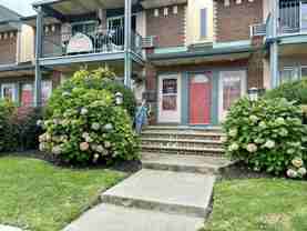 207 13th Ave #8 - Photo 1 of 1