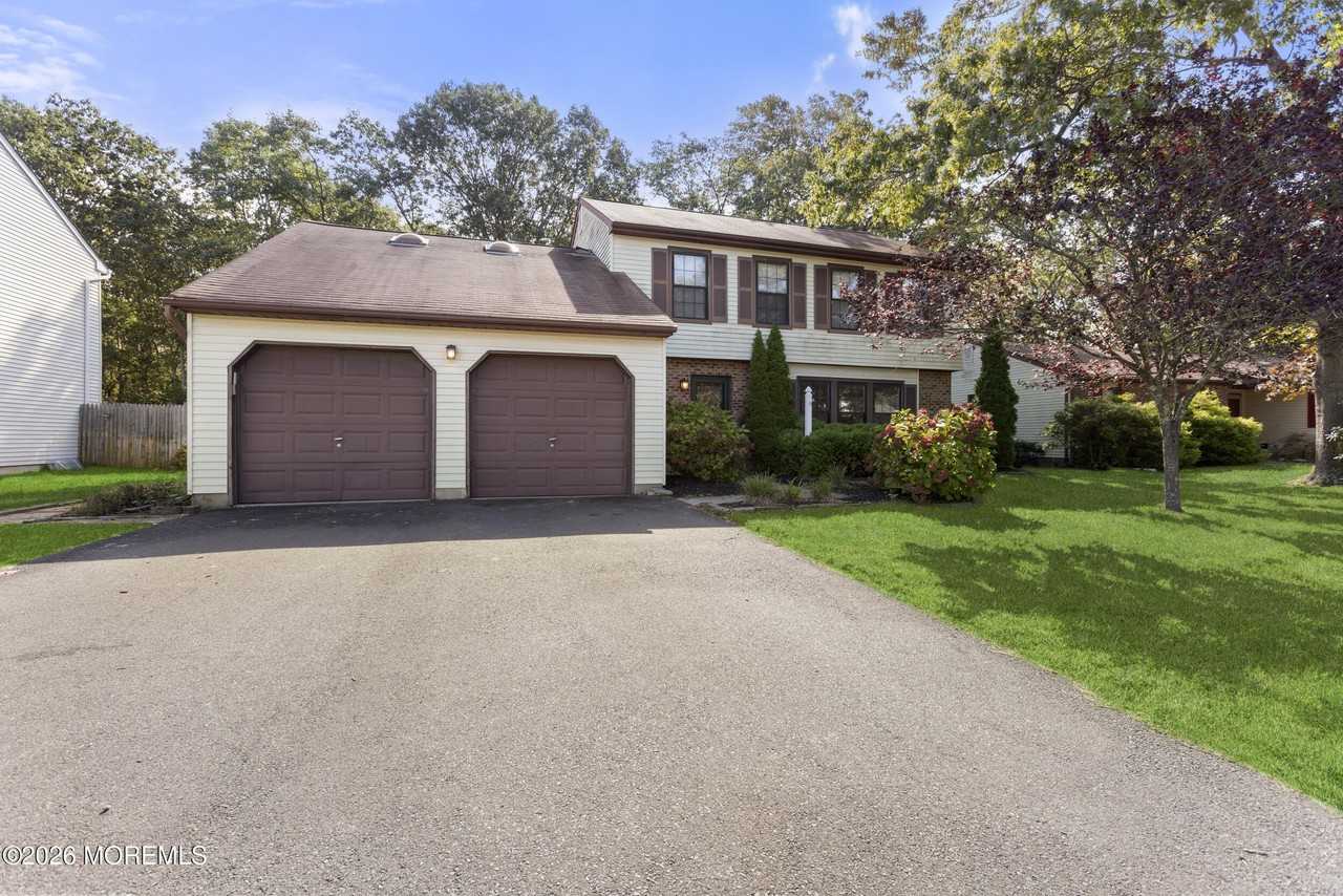 13 Laurel Crest Dr - Photo 3 of 20