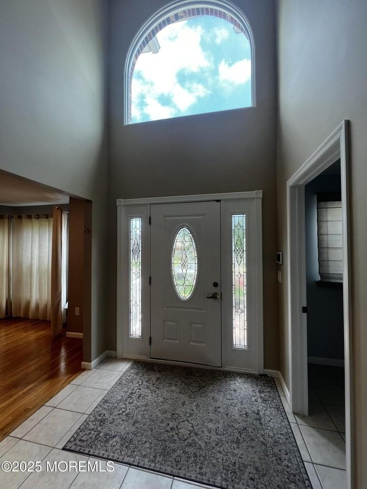 1624 Melville St - Photo 3 of 32
