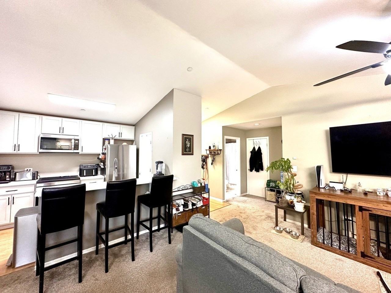 1384 Cunat Ct #2C - Photo 2 of 4
