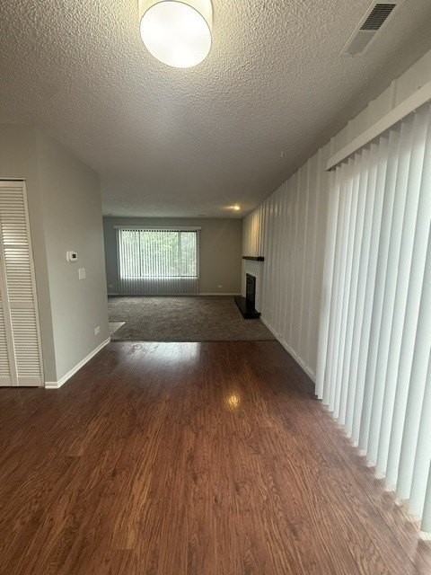 1025 Manchester Ct #1025 - Photo 4 of 12