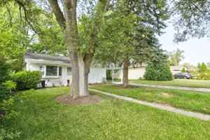 featured image of 112 Green Ln