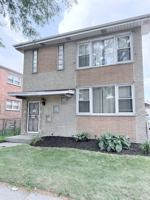 featured image of 24 E 75th St #2