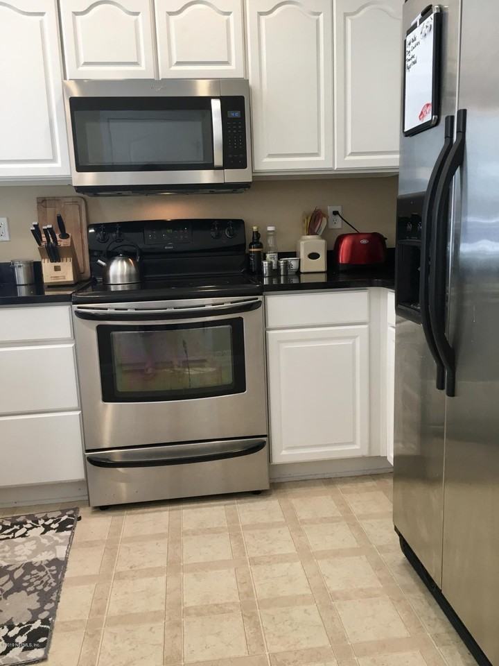 605 Drake Bay Ter - Photo 7 of 13