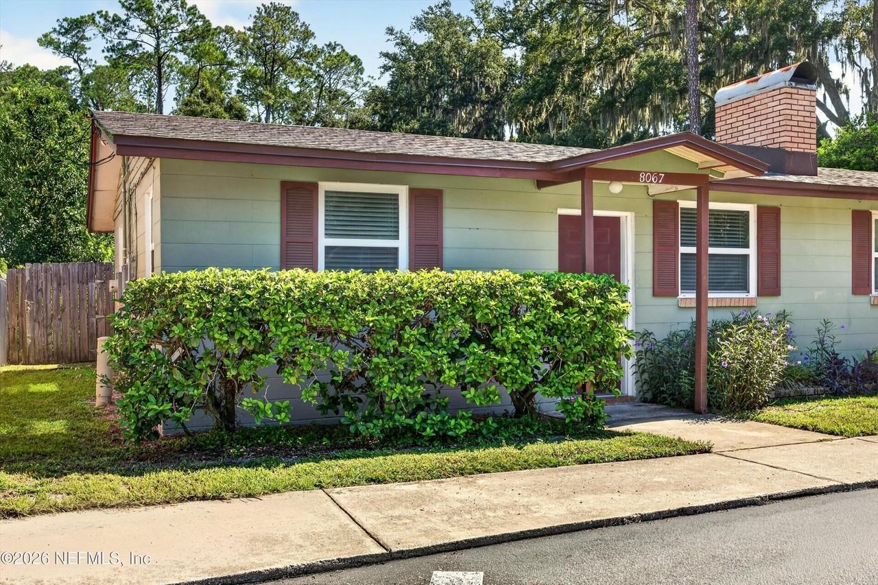 8067 Parental Cir - Photo 2 of 24