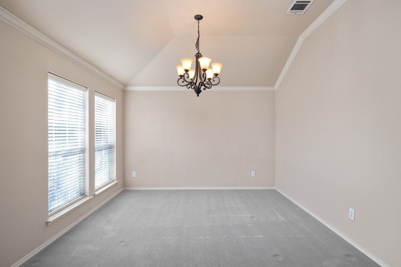 6237 Chalk Hollow Dr - Photo 3 of 22