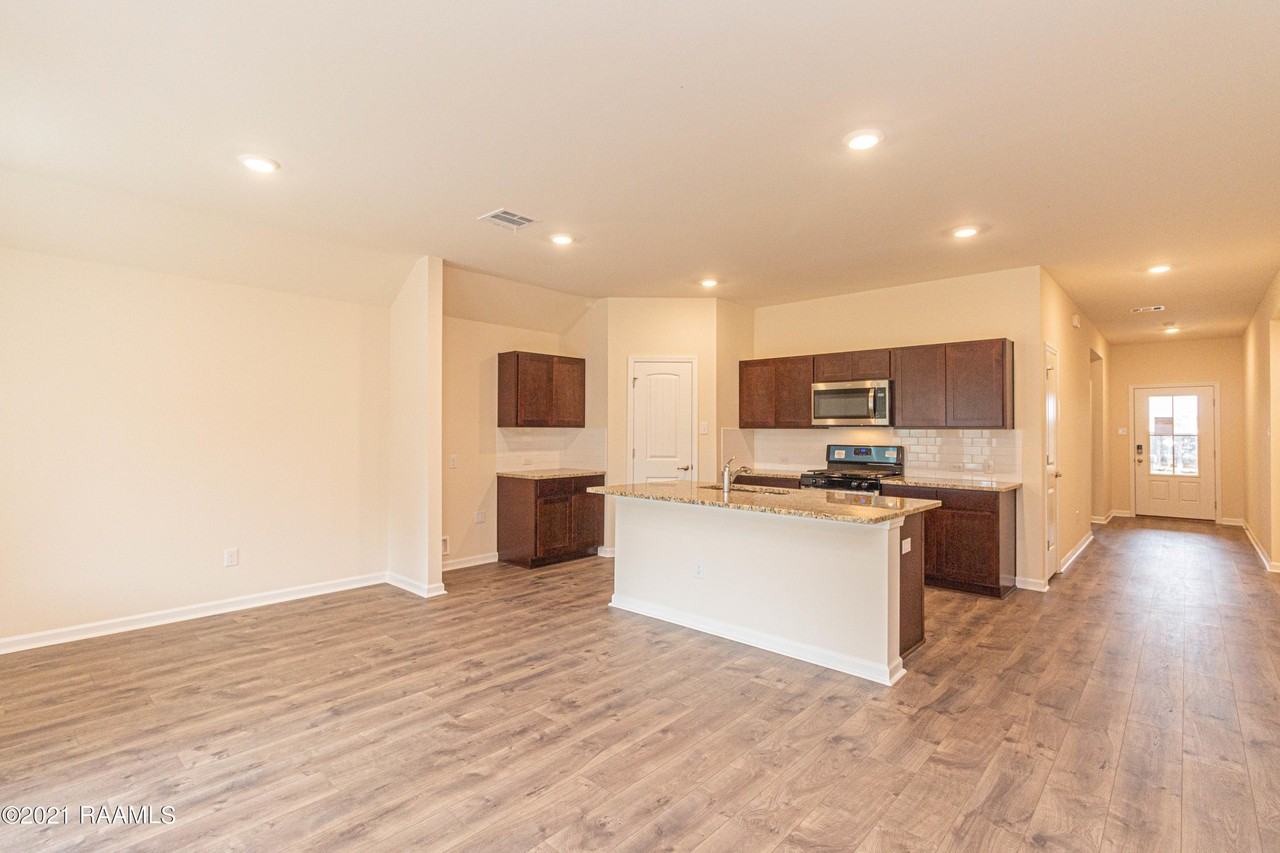 110 Emerald Star Ln - Photo 7 of 28