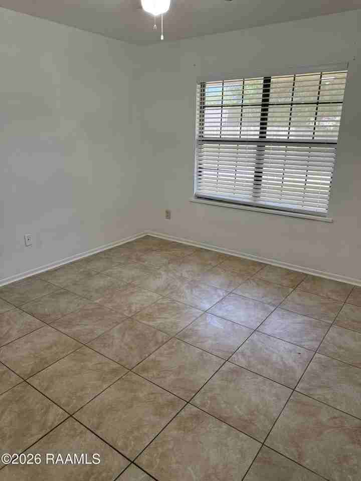 206 Dijon Dr - Photo 3 of 10