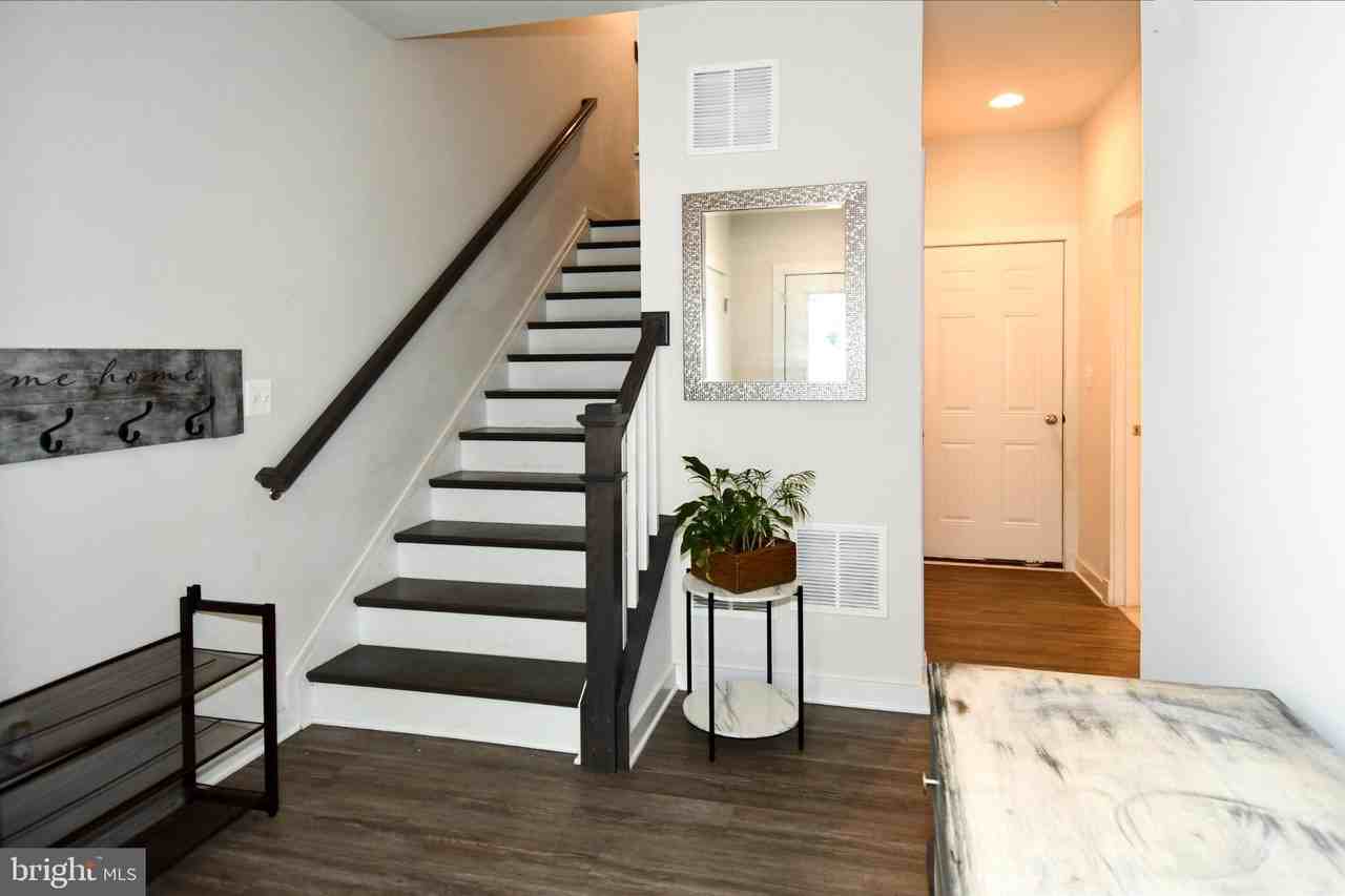 1412 Becknel Ave - Photo 2 of 20
