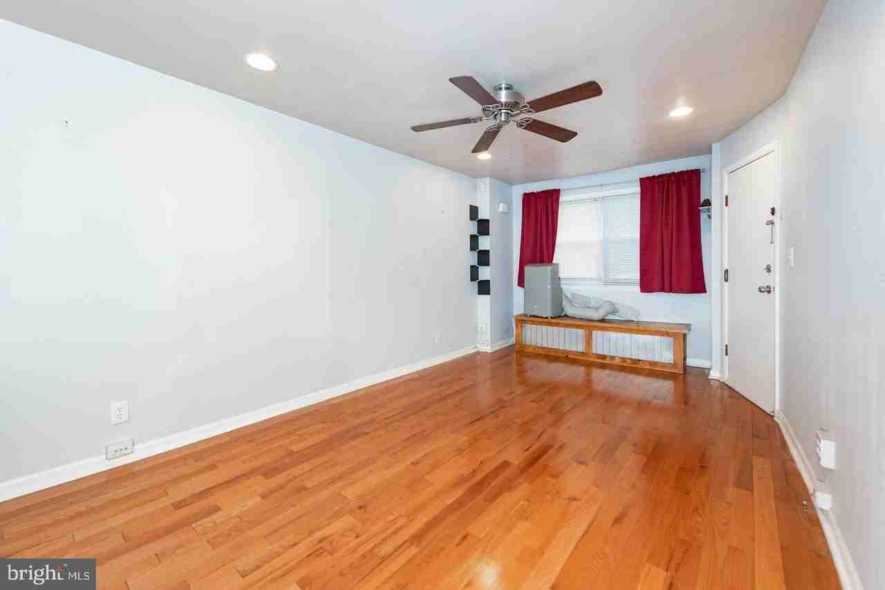 747 S 8th St #1 - Photo 5 of 14