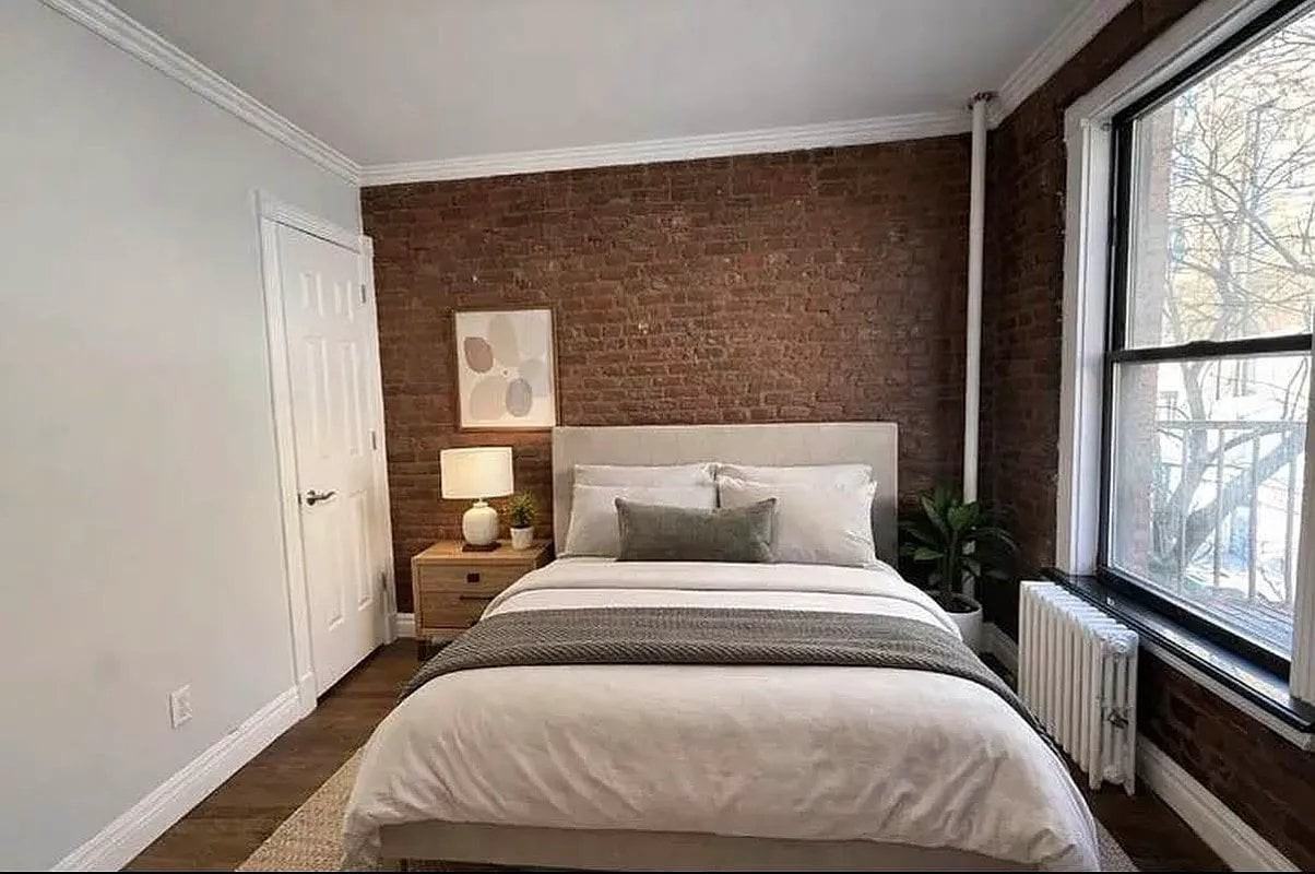 345 W 53rd St #5 - Photo 2 of 4