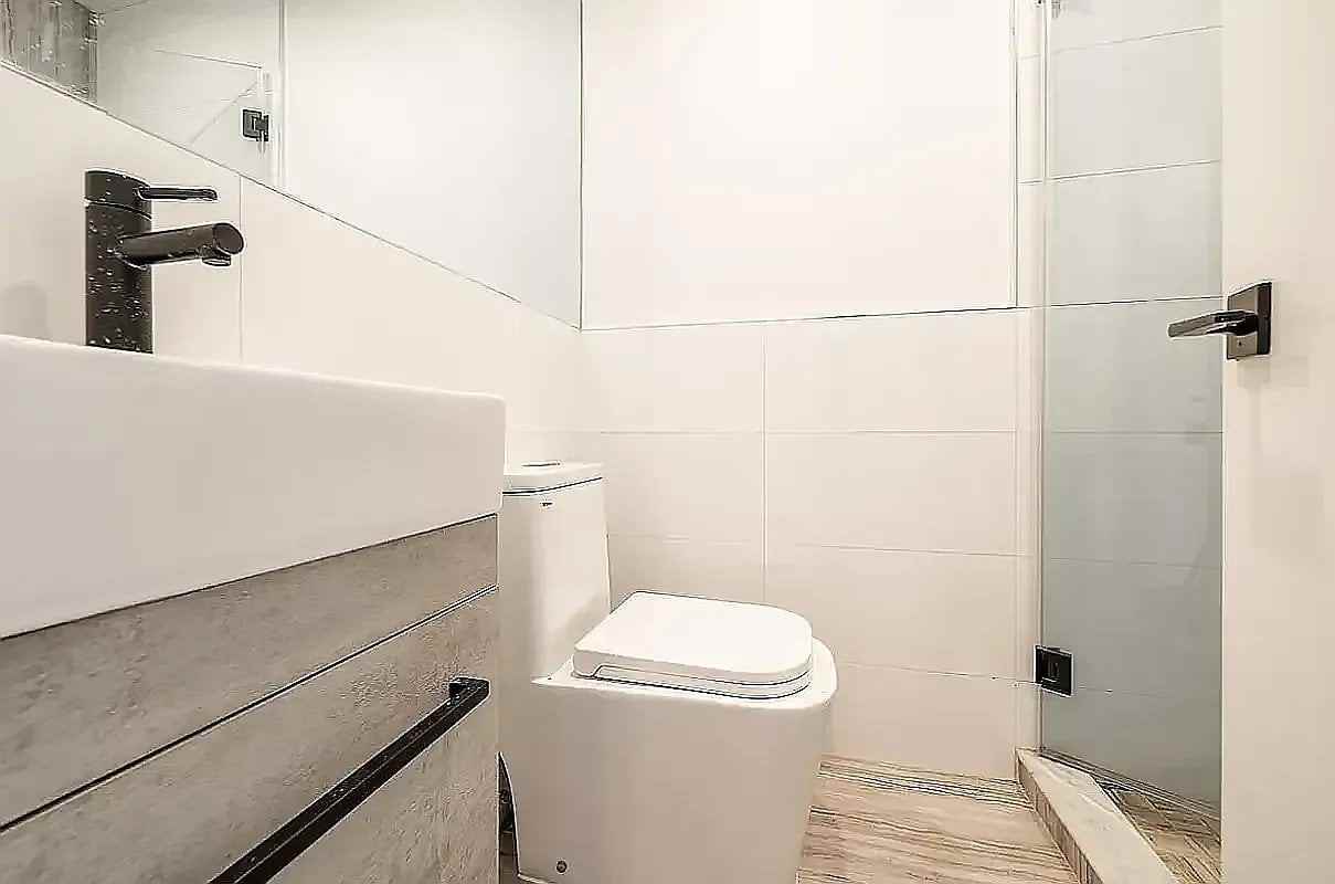 254 E 28th St #4A - Photo 6 of 12