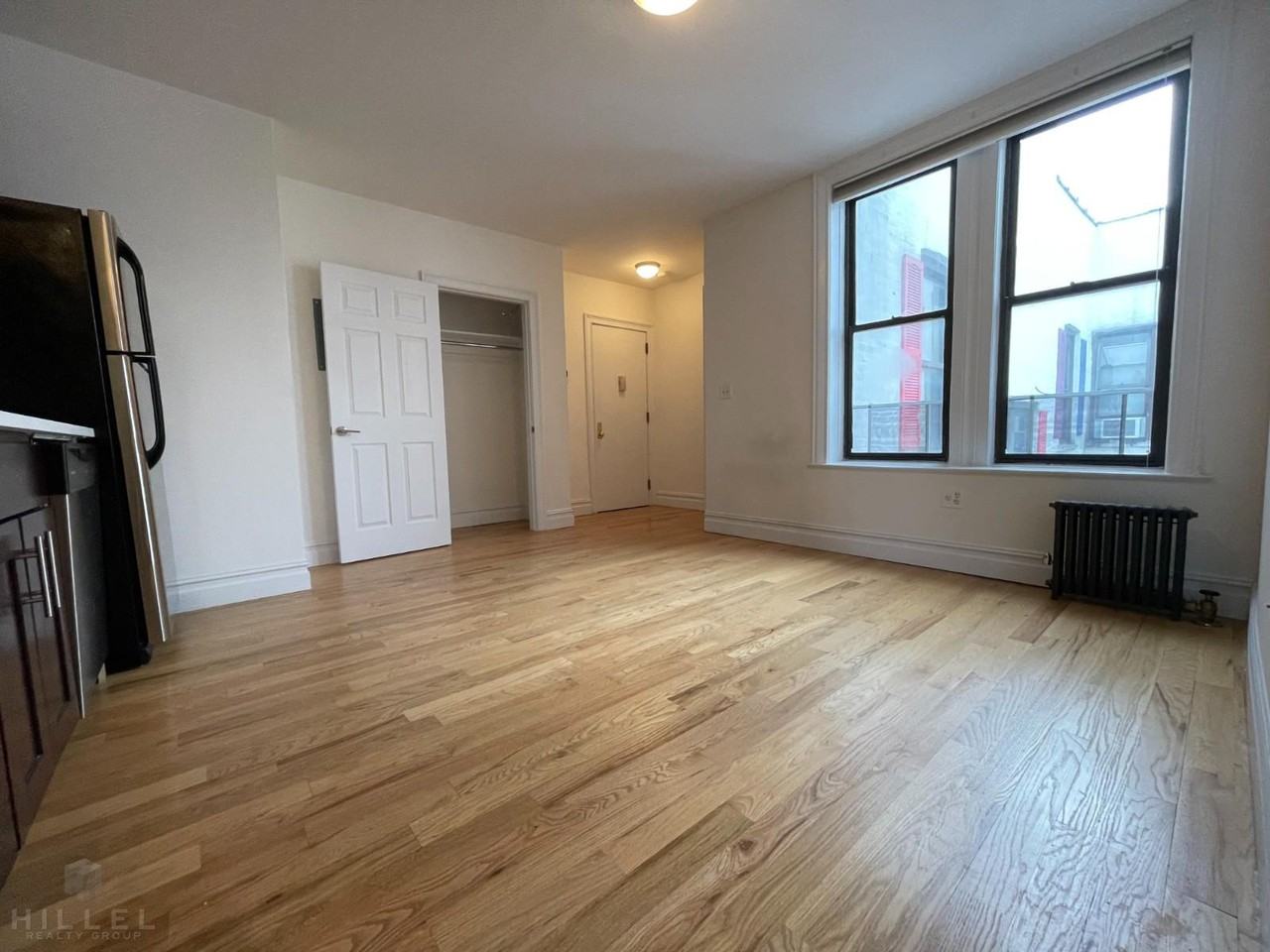 2305 30th Ave #C12 - Photo 3 of 11