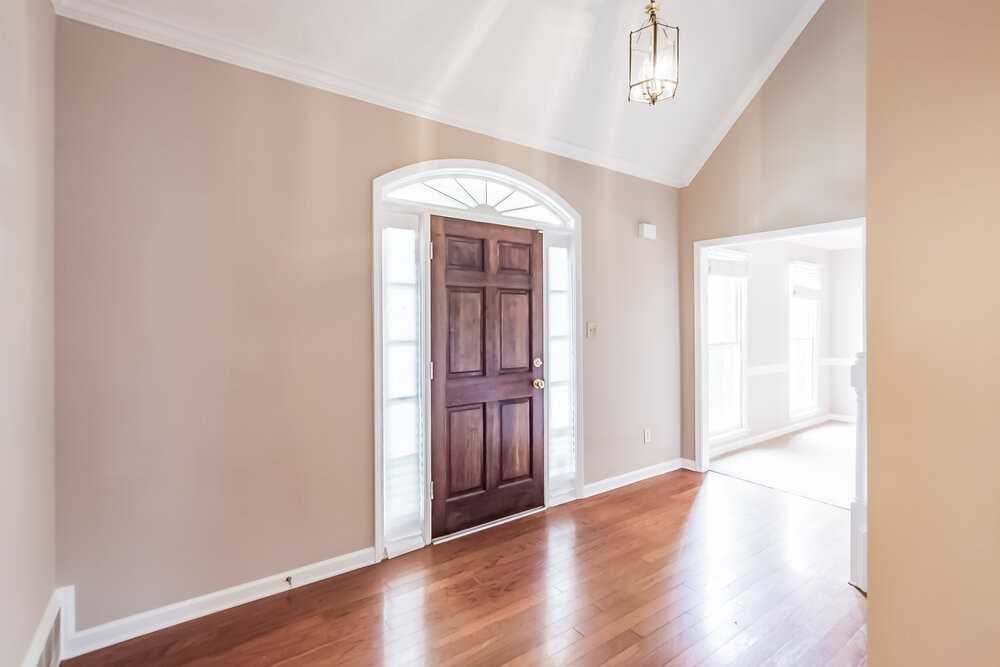 7621 Dexter Manor Dr - Photo 2 of 20