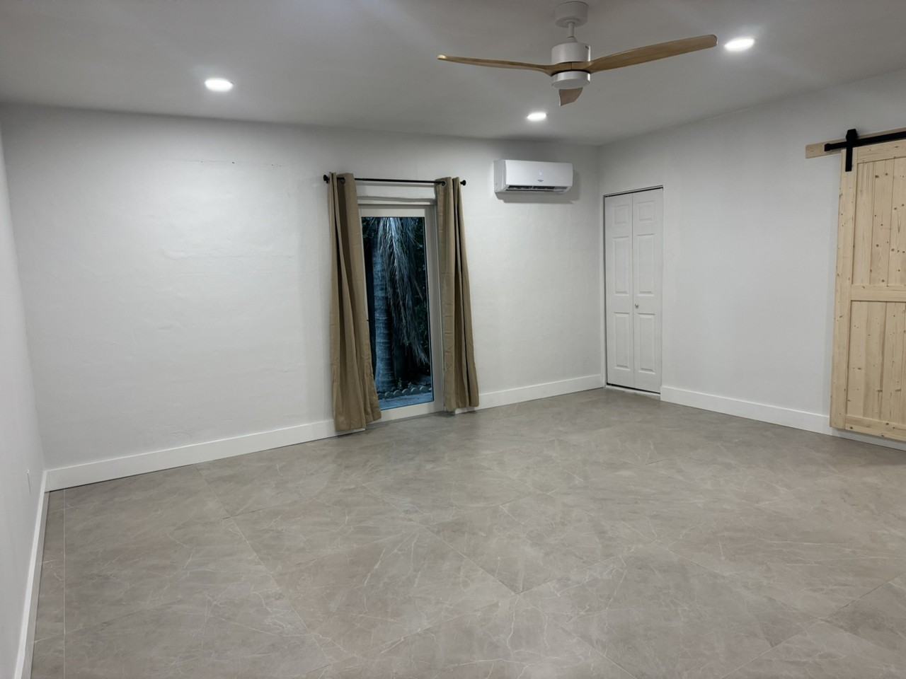 SW 171st Terr - Photo 3 of 6