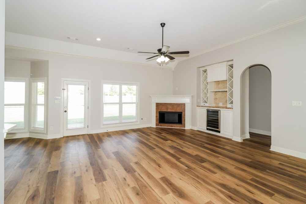 2898 Ainsworth Ln - Photo 5 of 17