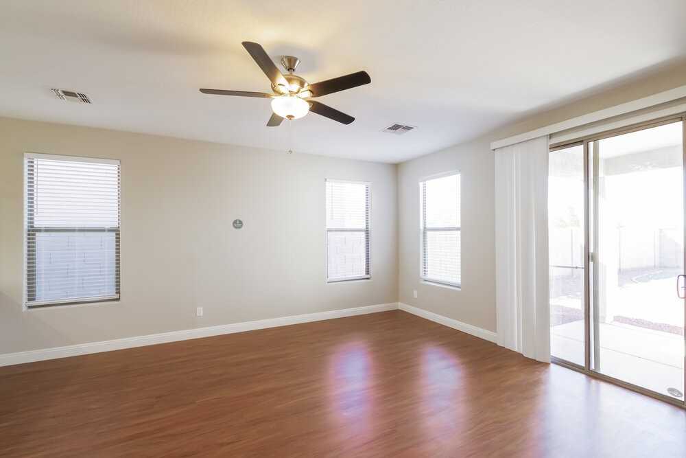6224 S 46th Ln - Photo 3 of 16