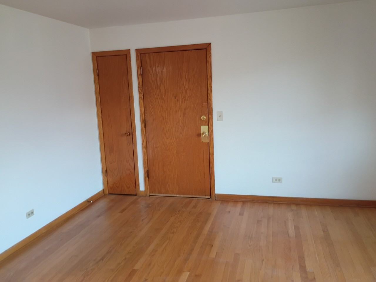 8902 Wisner Street #2W - Photo 3 of 21