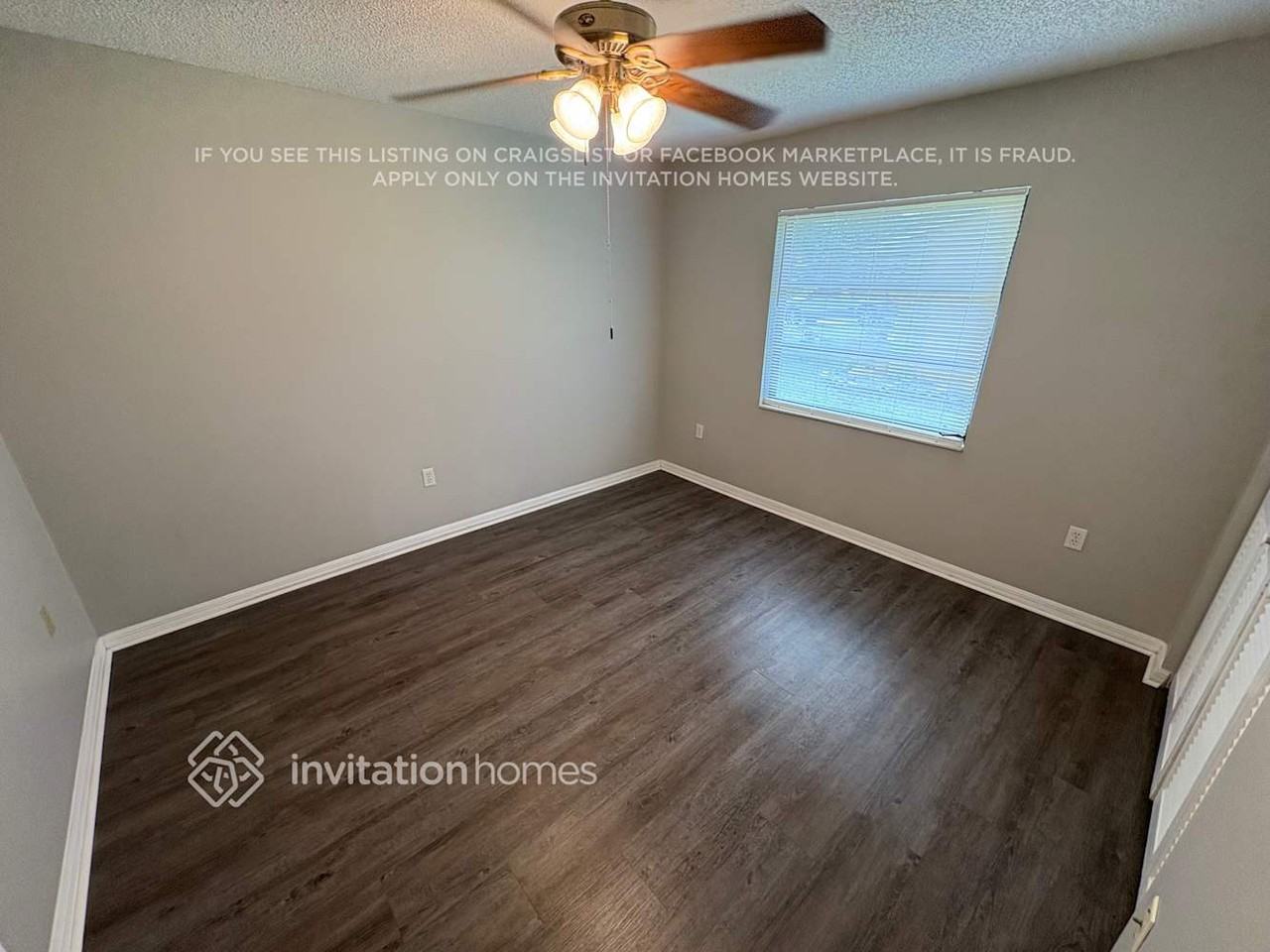 21224 Alderson Ave - Photo 7 of 12