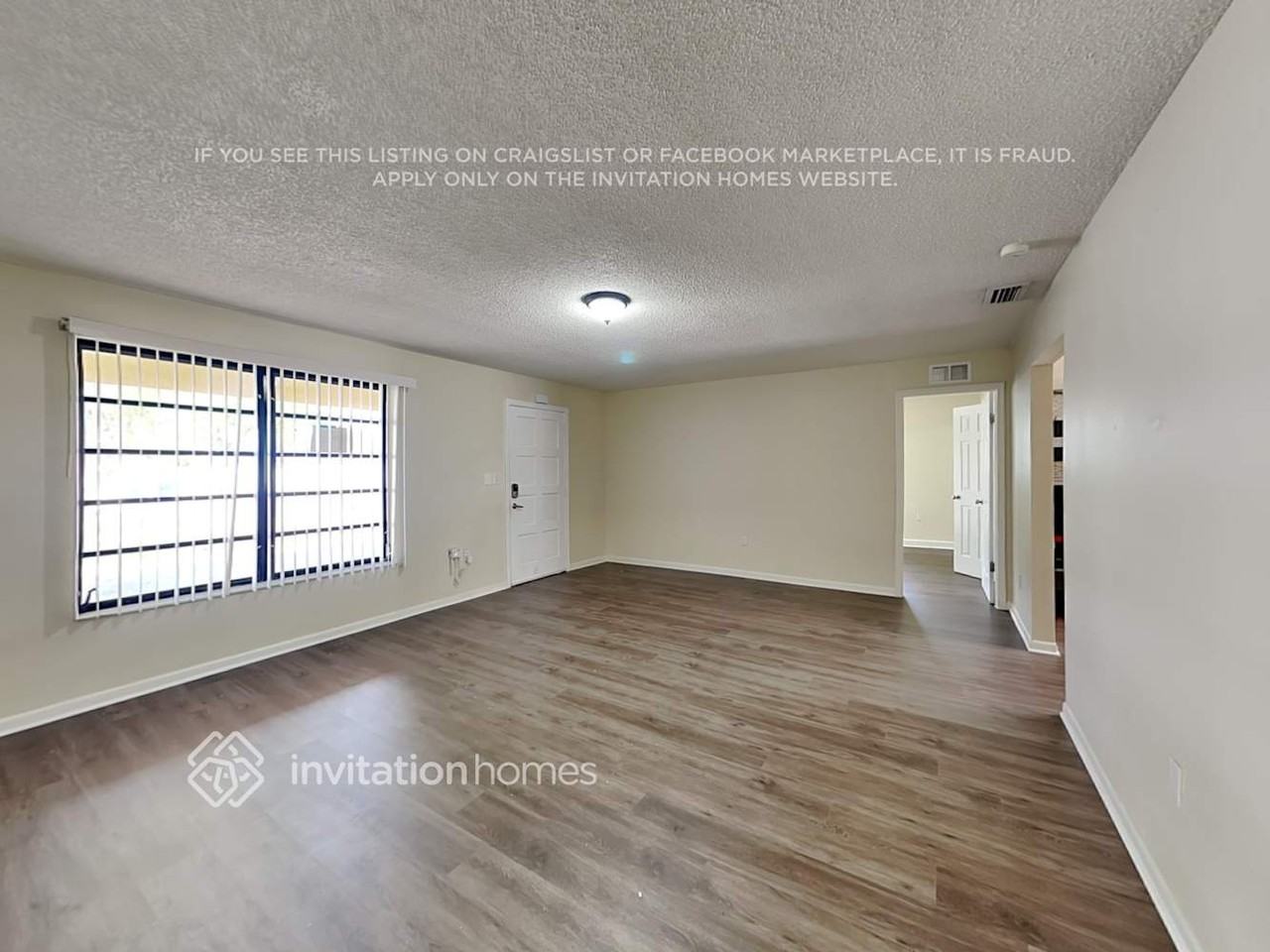 1904 Sw 96th Ave - Photo 3 of 19