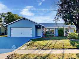 featured image of 359 Las Palmas St