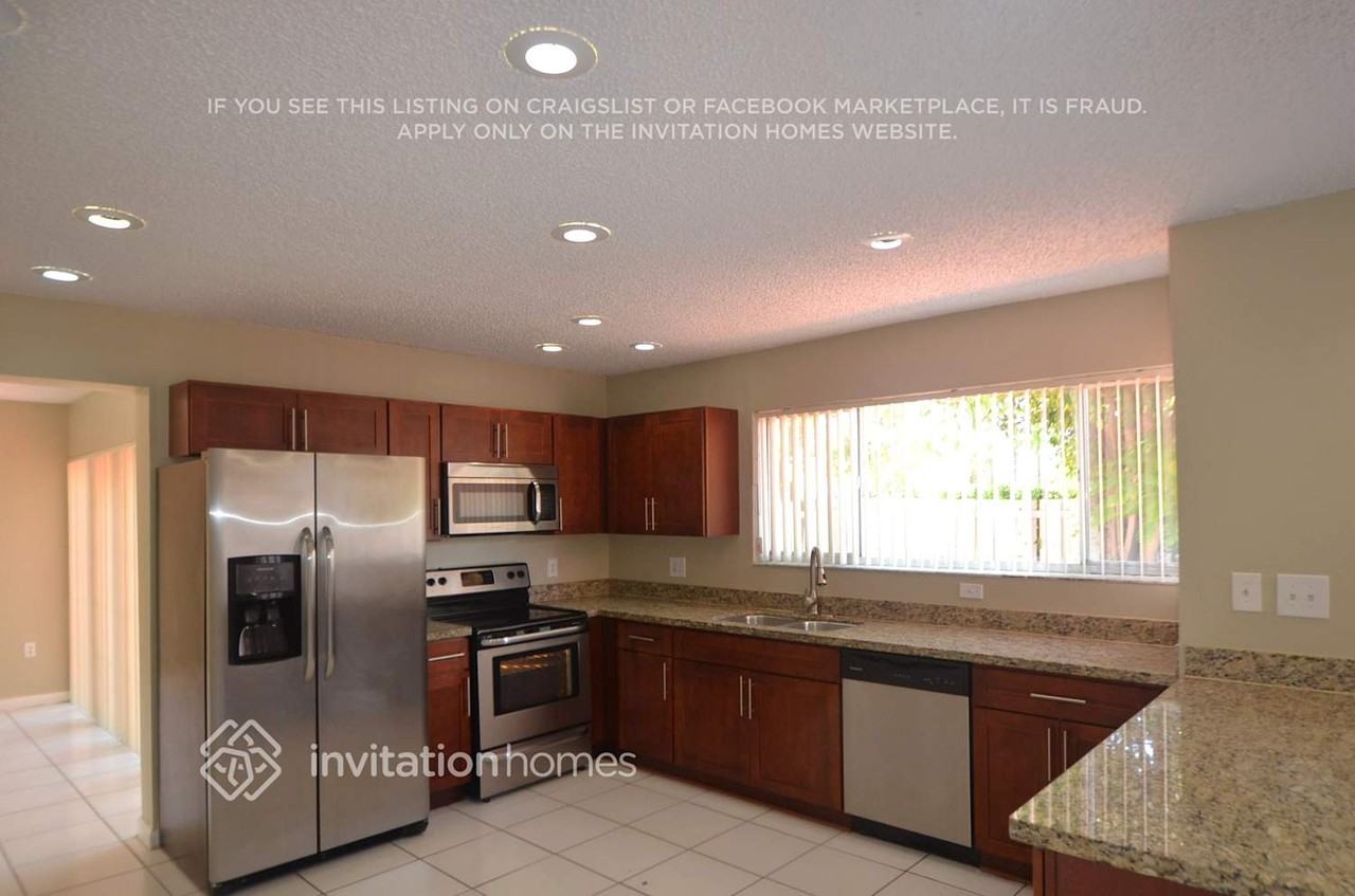14661 Sw 93rd Ln - Photo 5 of 11
