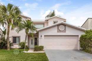 5756 Strawberry Lakes Cir - Photo 1 of 1