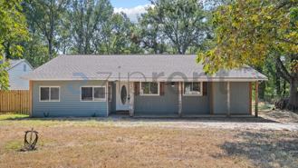 247 Everglade Dr - Photo 1 of 1
