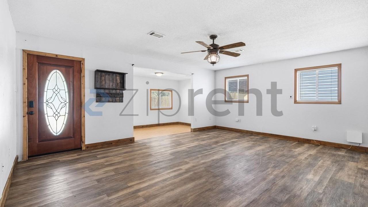 247 Everglade Dr - Photo 6 of 18