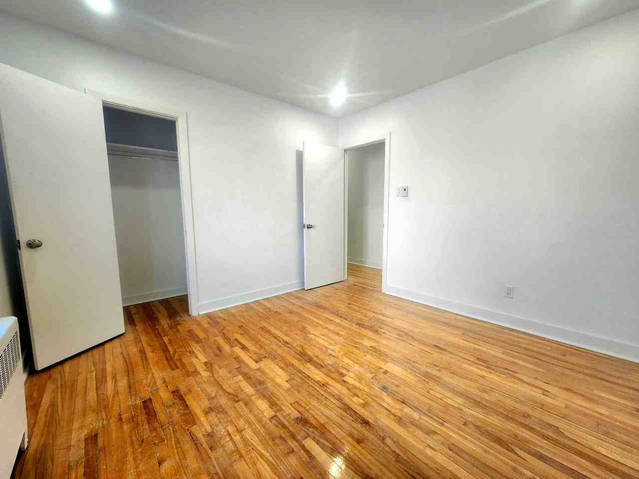 6220 Rue Hamilton #7 - Photo 6 of 16