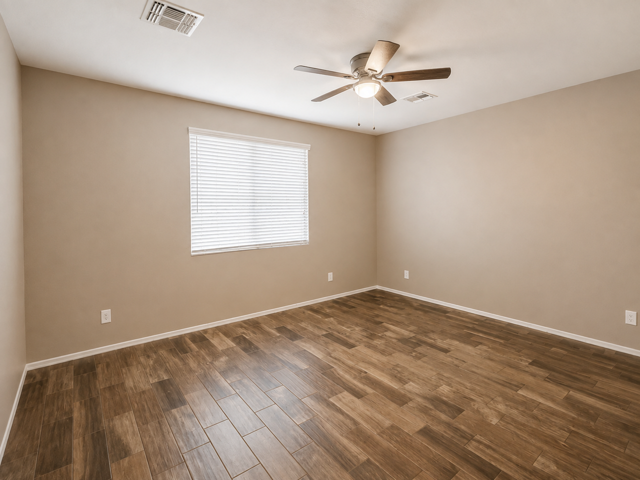 18440 W Kendall St - Photo 7 of 22